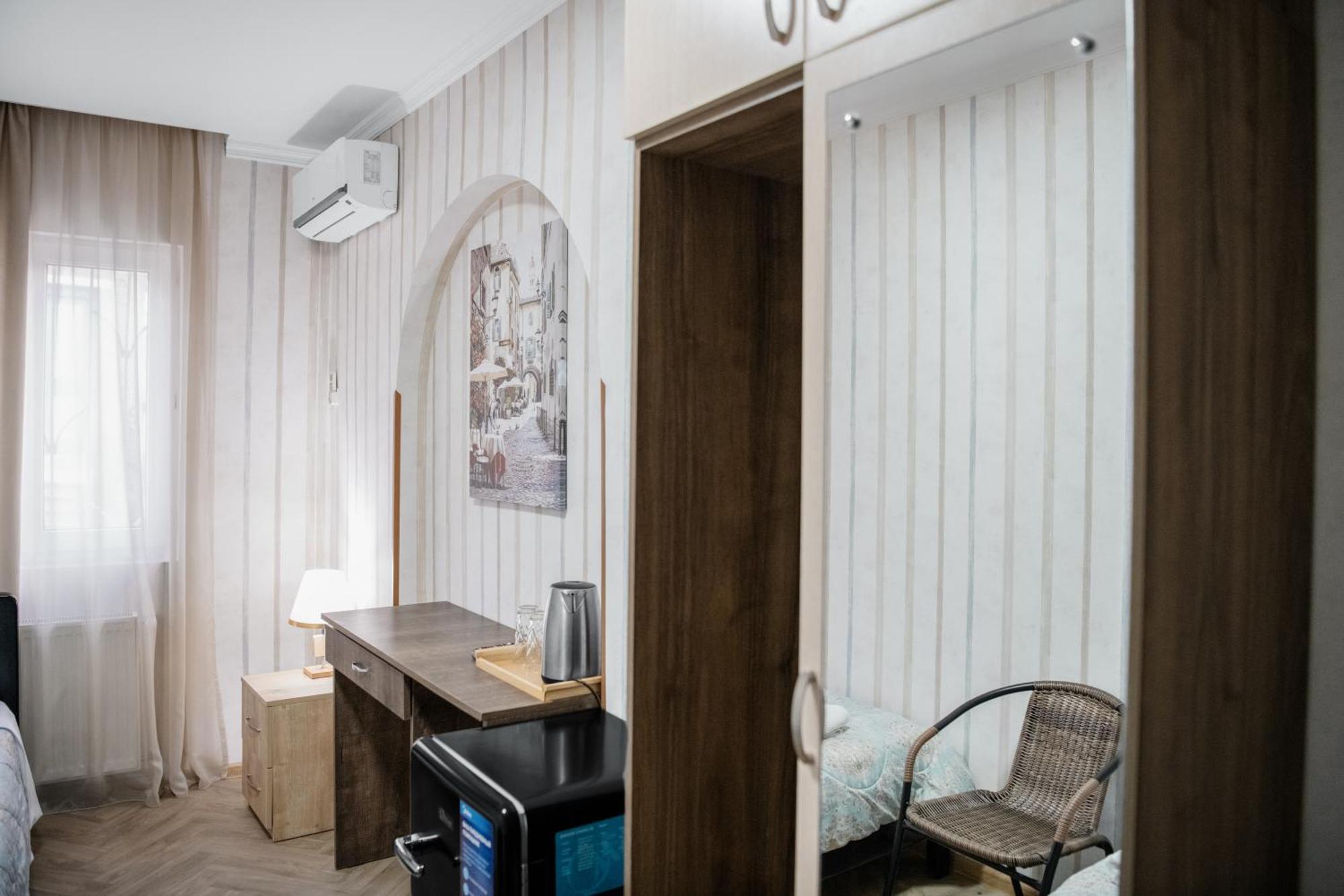 Lotus Hotel Tbilisi Bagian luar foto