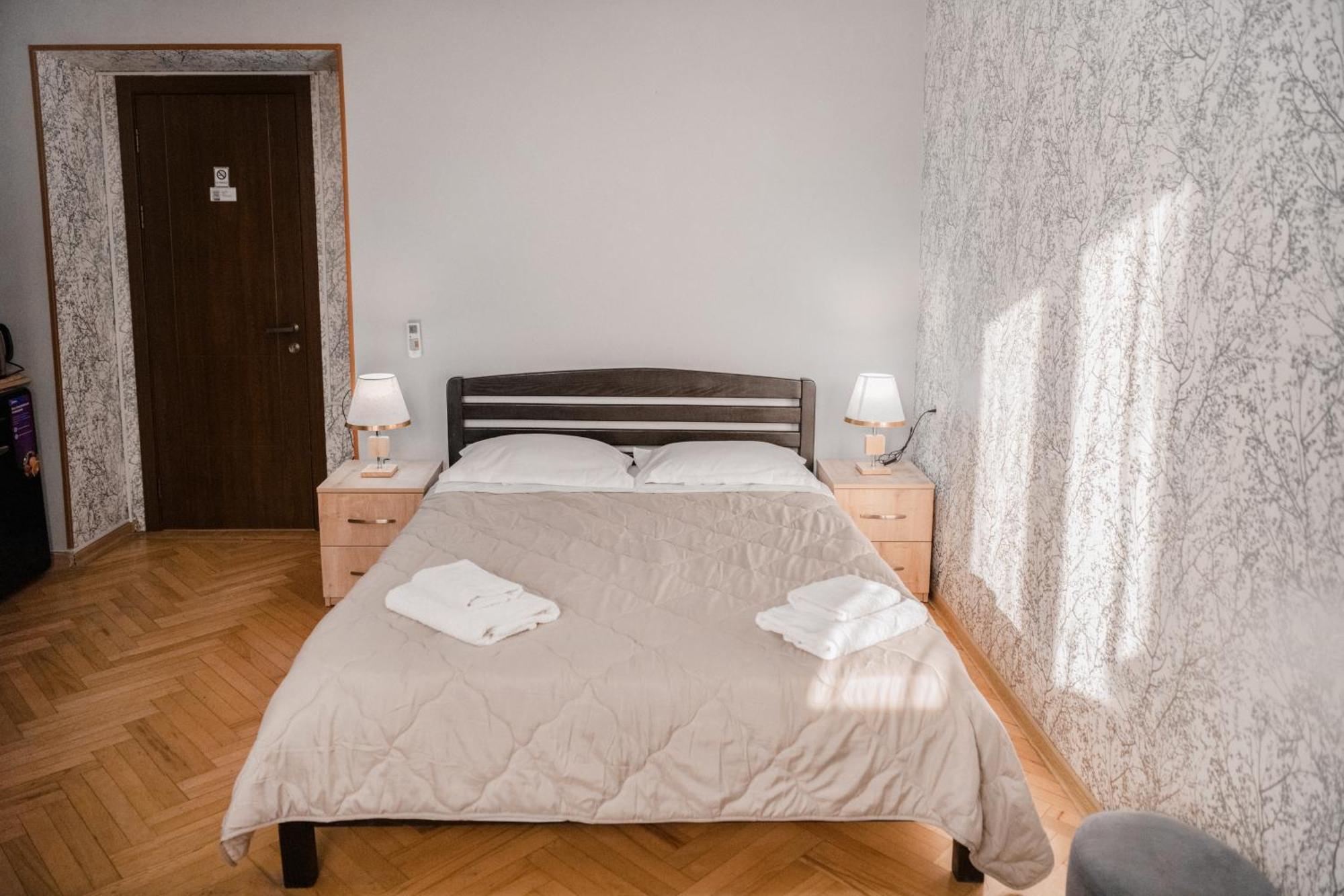 Lotus Hotel Tbilisi Bagian luar foto