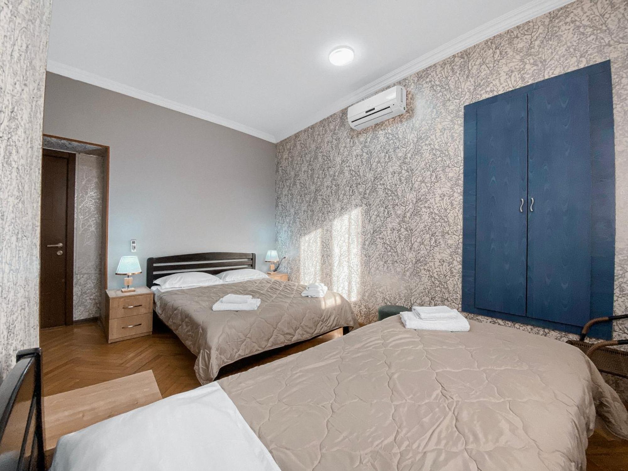 Lotus Hotel Tbilisi Bagian luar foto